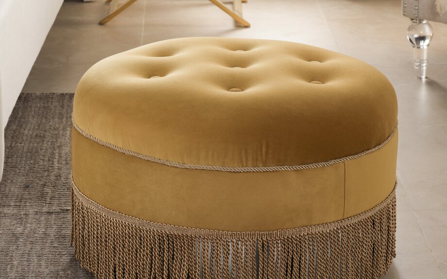 Jillian 61Cm Wide Velvet Tufted Round Solid Colour Cocktail Ottoman
