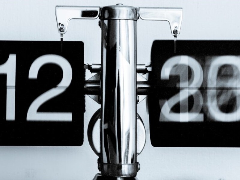 stock_photo_clock_cropped