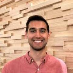 Merchandising Ryan Maunu