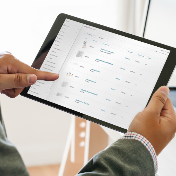 Image of supplier on ipad for warehouse management